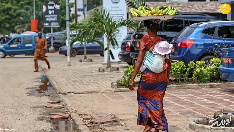 (تصاویر) زندگی دشوار زنان در گینه